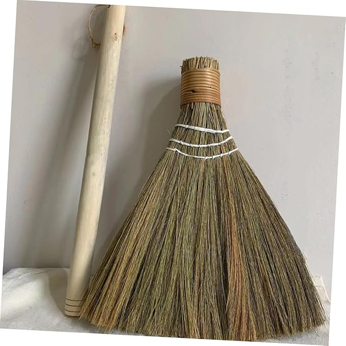 Cabilock 2pcs Natural Straw Cleaner Brush Handwoven Broom for Desk Dusting and Kitchen Cleaning