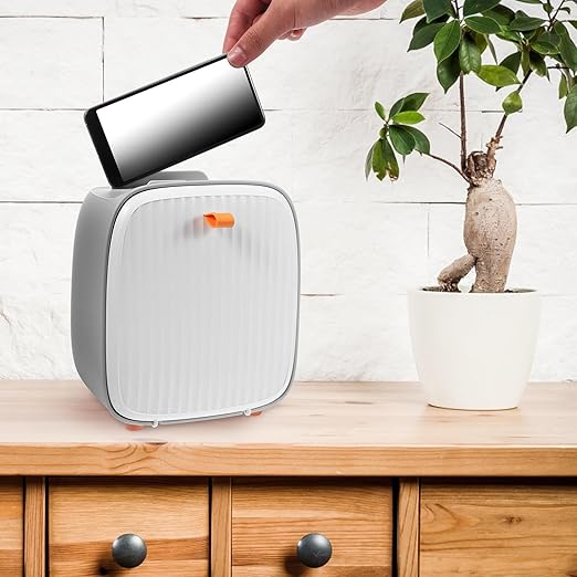 Mini Desktop Trash Can Small Wastebasket Removable Tabletop Garbage Bin White Compact Countertop Rubbish Bin for Office Dorm Room