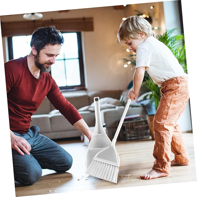 OUNONA 1 Set Mini Hand Broom and Dustpan Compact Freestanding Sweeper Brush for Rooms Kitchen and Car Cleaning Lightweight Integrated Design for and Use