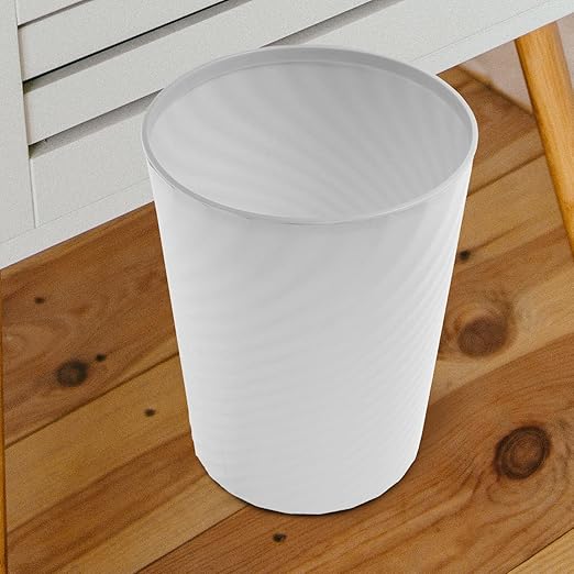 VOSAREA 2pcs Simple Style Plastic Wastebasket Trash Can for Home Office Kitchen Bedroom Capacity White