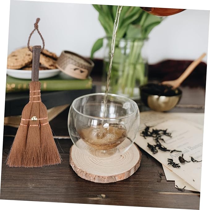3pcs Mini Palm Broom Compact Natural Household Sweeping Tool for and Cleaning Desktops Small Broom Soft Bristles for Tea Accessories