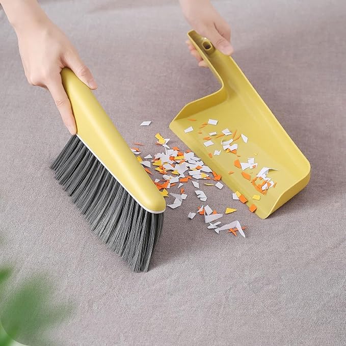 Whisk Broom Hand Held Hand Broom can be Split Freely Drafting Brush The Handle be Hung for Easy Storage(White)