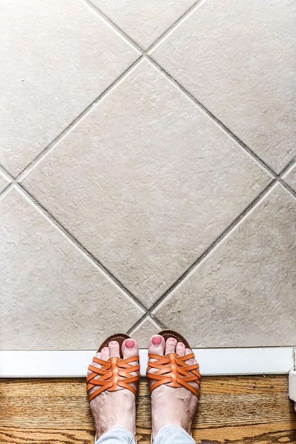 MAPEI Ultracare Concentrated Tile &amp Grout Cleaner (32 oz)