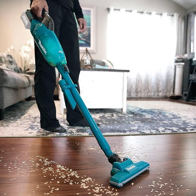 Makita CL001GZ01 Battery Stick Vacuum Cleaner Blue XGT 40V Max Basic Body