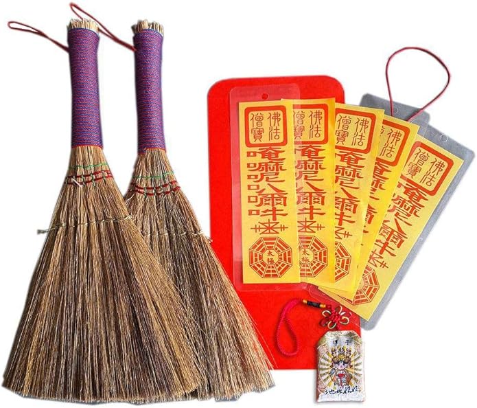 Taoist Fulu Talismans Lucky Charm Set: Dharma Taoist Mantra Positive Energy Amulet for Protection Feng Shui Exorcise Evil. Empowering Ward Off Evil Spirits(2 Broom + 5 Talisman + Amulet)