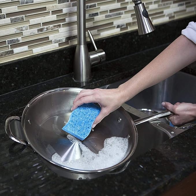 O-Cedar Scrunge Heavy-Duty Scrub Sponge | Odor-Resistant Multi-Surface Scrubbing Sponge | Lasts 20% Longer Than Regular Sponges6 Count (Pack of 1)