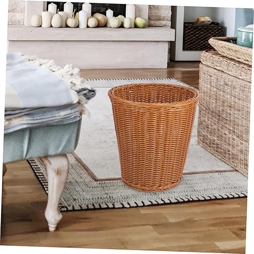 VOSAREA 1PC Plastic Wastebasket Simulated Rattan Woven Trash Basket Home Garbage Container Wastebasket Retro Waste bin (Imitated Rattan Style)