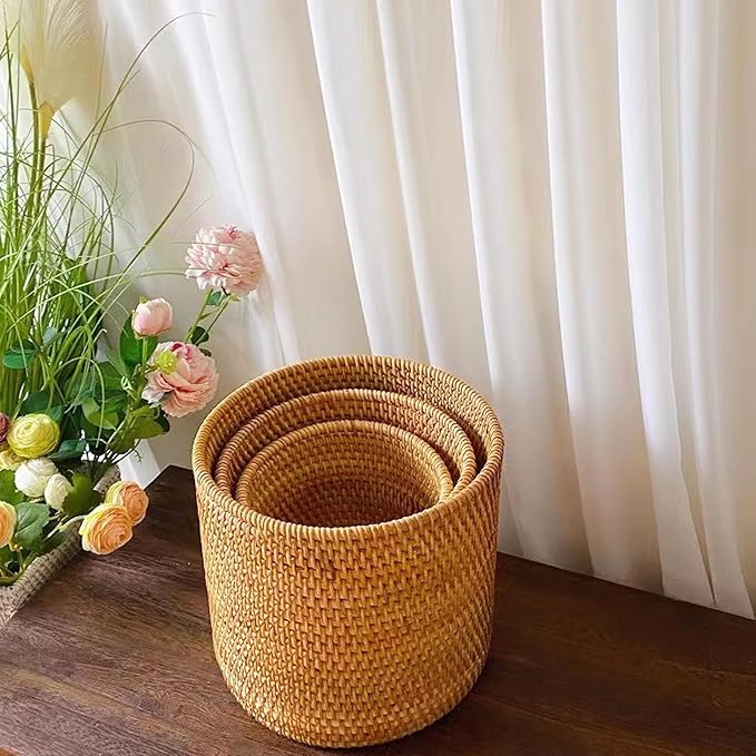 I-LAN Table Wicker Mini Trash CansBoho Rattan Desktop Storage BinRattan Cutlery Container HolderHome Decor Flower Pot Cover for Indoor Planter6.7x6.7x6