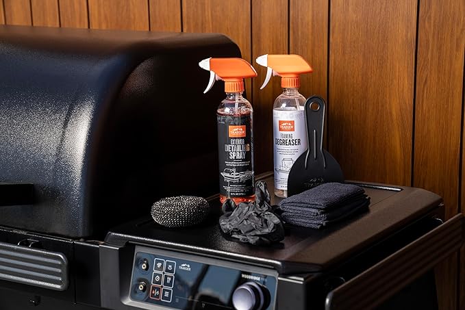 Traeger Grills Deep Cleaning Kit - Exterior Detailing Spray (16oz) Foaming Degreaser (16oz) Grill Scraper &amp Pad Microfiber Towels Nitrile Gloves - Tools for Cleaning Grill Smoker Oven Gridd