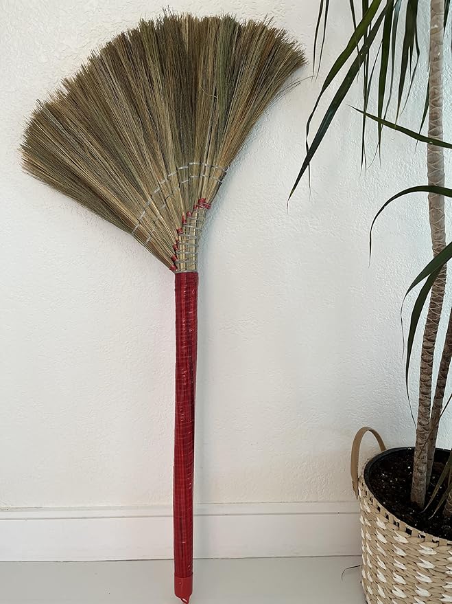 VIELAB Deluxe Vietnamese Natural Straw Broom /40 Handmade Soft Grass Broom for Indoor &amp Outdoor (3 Packs).