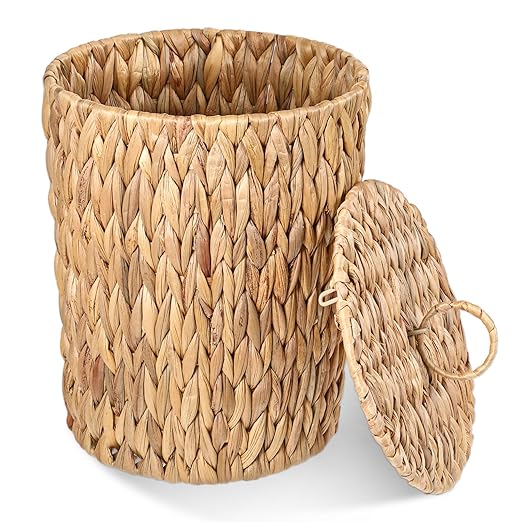 Wicker Waste Basket Water Hyacinth Bathroom Garbage Can with a Lid Small Decorative Boho Trash Can Compact Rattan Woven Bin for Household Kitchen Bedroom Office Living Room