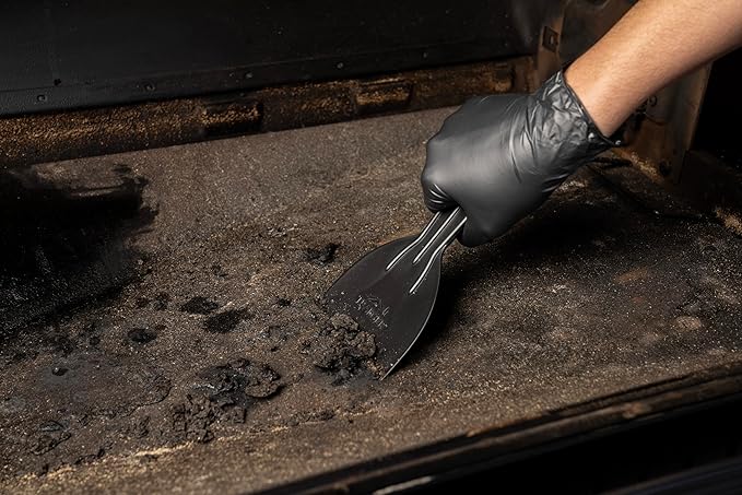 Traeger Grills Deep Cleaning Kit - Exterior Detailing Spray (16oz) Foaming Degreaser (16oz) Grill Scraper &amp Pad Microfiber Towels Nitrile Gloves - Tools for Cleaning Grill Smoker Oven Gridd