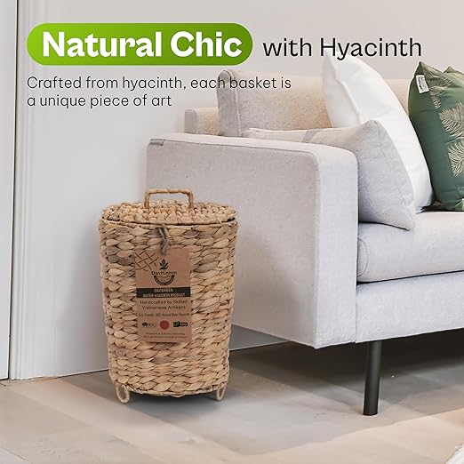 Small Bathroom Trash Can with Lid 2.9 Gallon Wastebasket Handwoven Water Hyacinth Wicker Trash Bin with Liner &amp Raised Feet for Bathroom Bedroom Office