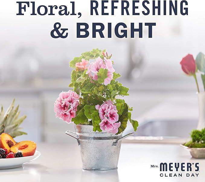 Mrs. Meyers Clean Day Room Freshener Geranium 8 Fluid Ounce (Pack of 3)