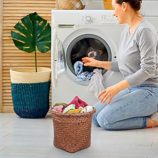Cabilock Straw Woven Wastebasket 10.43 Inch Round Open Top Wicker Trash can Storage Bin for Bathroom Office Home Organization