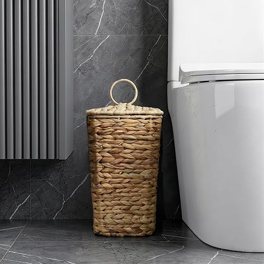 2.6 Gallon Wicker Trash Can with Lid Handwoven Water Hyacinth Wastebasket with Removable Plastic Inner Bin Small Decorative Rattan Trash Can for Bathroom Bedroom Office Kitchen