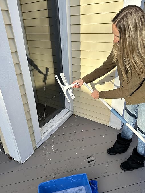 Unger - 978902 Window Washing Starter Kit with 2-in-1 Microfiber Combi Collapsible Pole Microfiber Cloth and Bucket