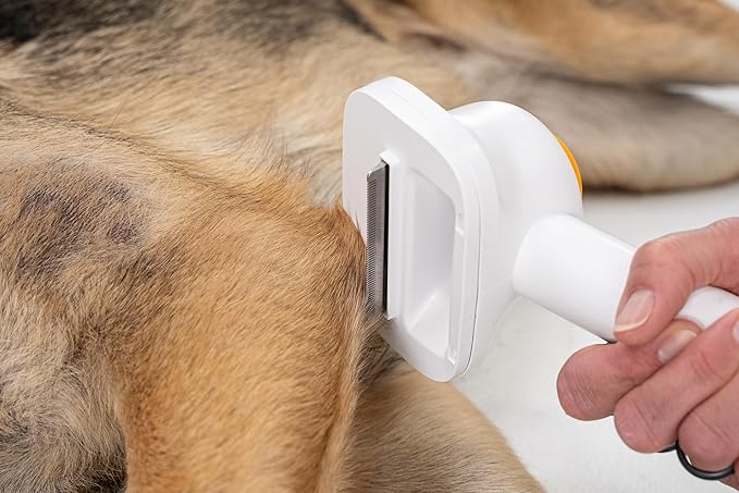 Deluxe Grooming Vacuum Cleaner - All-in-One Trimmer De-Shedding &amp Cleaning System for Dogs &amp Cats