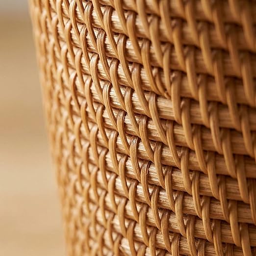 2.5 Gallons Rattan Wastebasket Hand Woven Plastic Trash Can with Removable Liner Stylish Honey Brown Decorative Waste Bin for Bathroom Home Decor