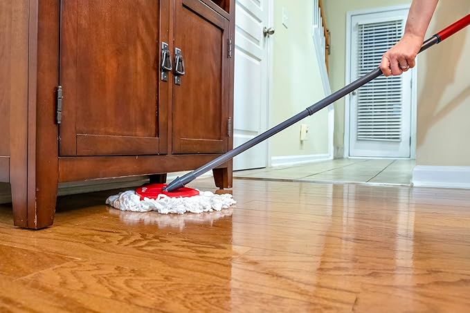 O-Cedar Easywring Microfiber Spin Mop &amp Bucket Floor Cleaning System with 1 Extra RefillRed / Gray