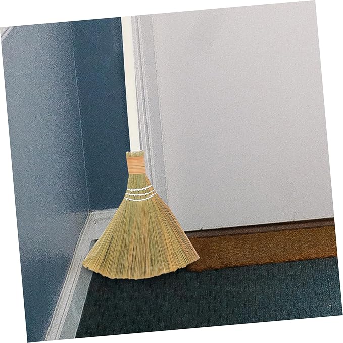 Zerodeko 2pcs Handmade Miscanthus Woven Broom Dustpan Asian Broom for Indoor Sweeping Soft Bristle Straw for Home Cleaning