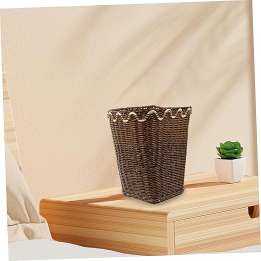 TOYANDONA Woven Waste Basket Rustic Style Desktop Trash Can for Office Bathroom Compact Natural Storage Bin for Recycling and Waste Disposal