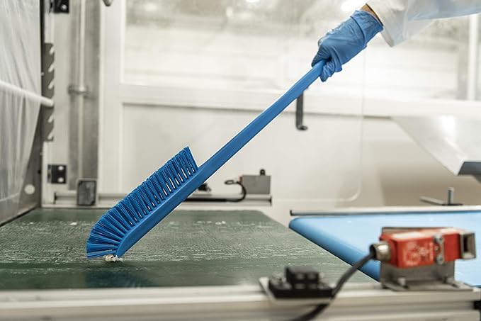 Vikan 41972 Ultra-Slim Cleaning Brush with Long Handle 23.62 Medium Green