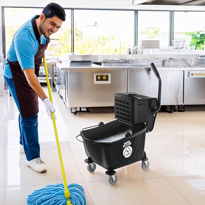 Dryser Commercial Mop Bucket with Side Press Wringer 26 Quart Black