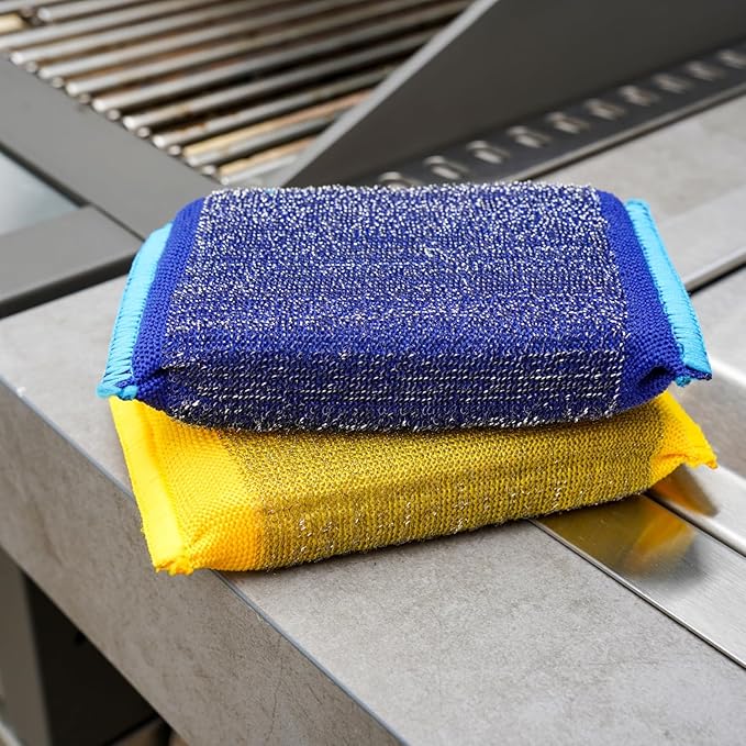 Scrub Daddy BBQ Daddy Grill Cleaner Kit - Bristle Free Grill Brush with Refill + 2 Steel Scour Daddy Grill Sponges - Built-in Grill Scraper - Temperature Controlled Grill Cleaning Tools (4 Count)