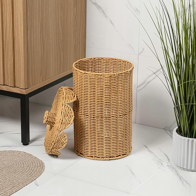 happimess HPM1408A Fern Modern Bohemian Resin 2.9-Gallon Cylinder Wicker Watebasket with Scalloped Lid Natural