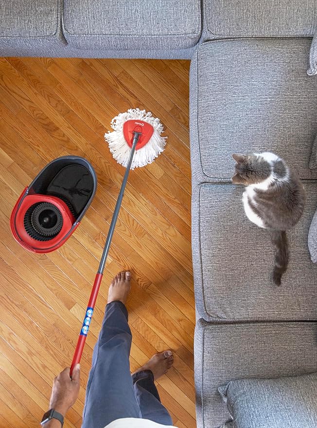 O-Cedar Easywring Microfiber Spin Mop &amp Bucket Floor Cleaning System with 4 Extra Refills