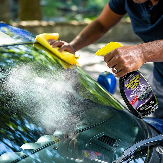 Invisible Glass 92184-4PK Glass Cleaner + Rain Repellent 2-in-1 Windshield and Window Spray Cleans Auto Glass Repels Rain Sleet Snow Improves Wet Weather Visibility – 22 fl oz (Pack of 4)